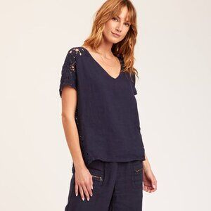 XCVI Chastain Top Navy Linen Front Open Crochet Lace Back Short Sleeve Size M